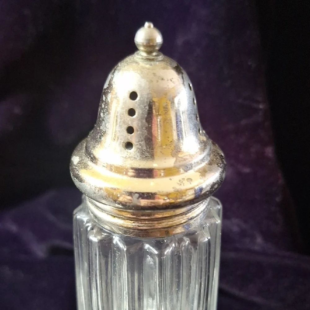 Vintage Crystal Dusting S&P Style Shakers with Silver Tops